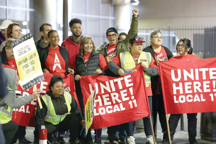 Workers at Phoenix Sky Harbor strike over job conditions Daily